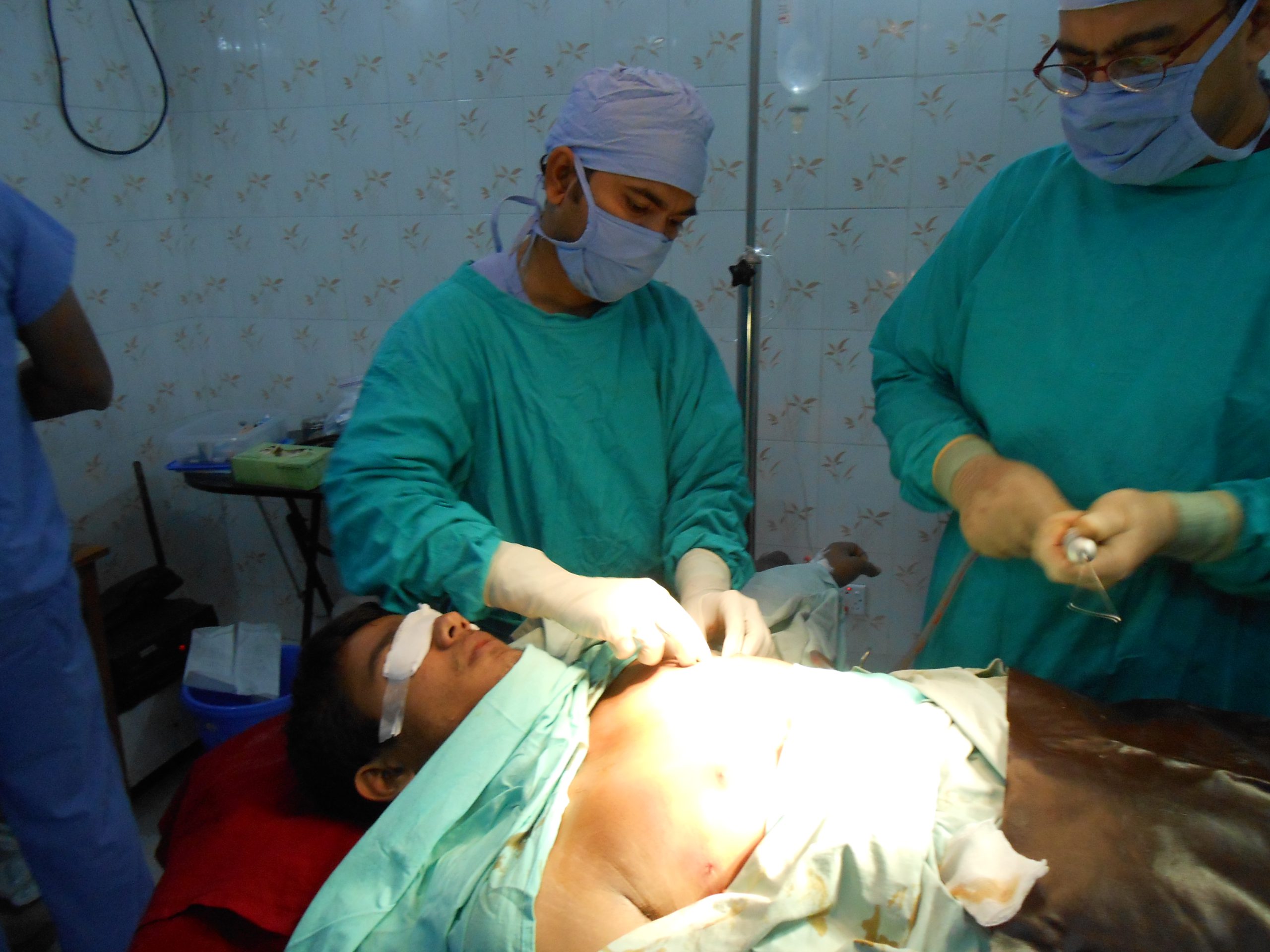 Born in 1980 to parents serving in the Bangladesh Army Medical Core, Dr. Chowdhury Rashedul Mughni grew up surrounded by a spirit of service and dedication. From an early age, he was drawn to the idea of healing and helping others. After graduating from Cumilla Cadet College in 1998, his passion for medicine led him to the Armed Forces Medical College (AFMC), where he began his journey toward fulfilling his lifelong dream of becoming a doctor.